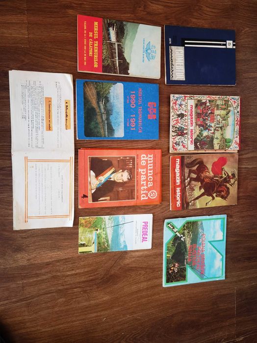 Ziare, reviste, pliante vechi