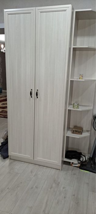 Продам шкаф с партой и полкой