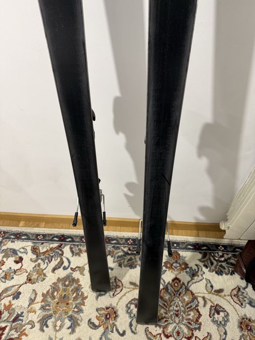 Продавам ски Rossignol