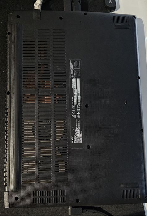 Laptop Acer Aspire 7 (RTX 3050 Ti,Ryzen 7)