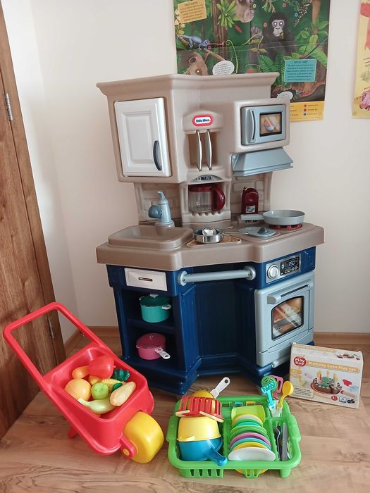 Детска кухня Little Tikes с много аксесоари