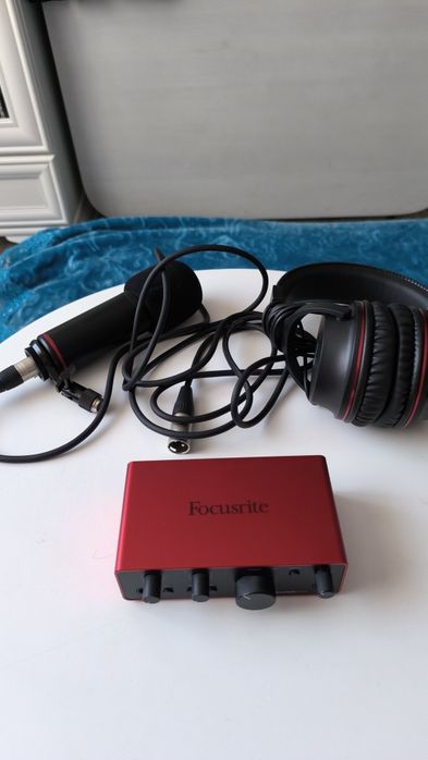 Focusrite colo звуковая карта.