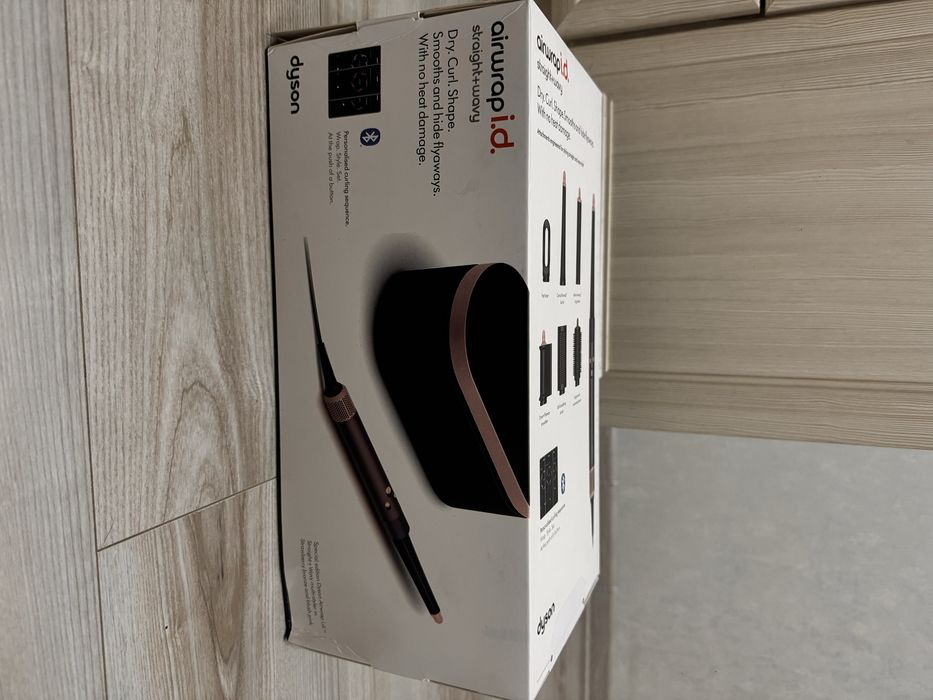 Dyson hs08  новый