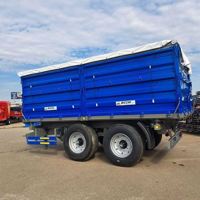 Remorca agricola 20T | Tandem | Basculare hidraulica 3 parti - ITALIA