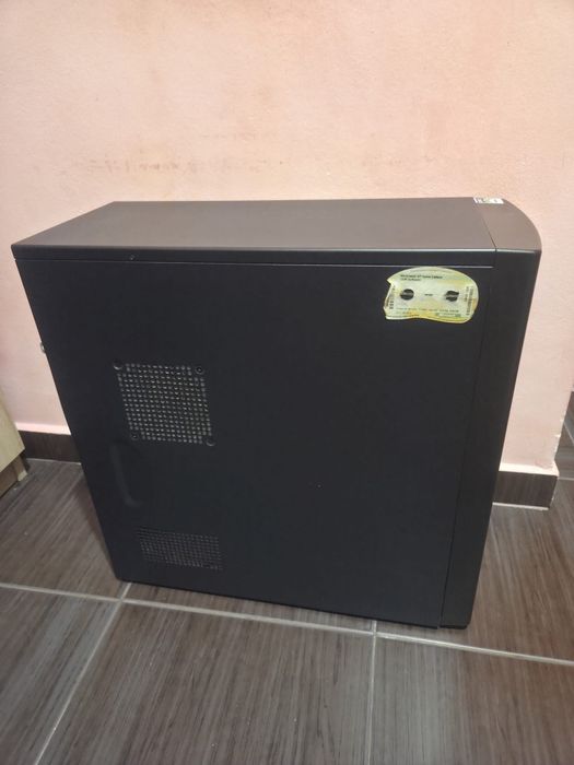 Vând carcasă retro