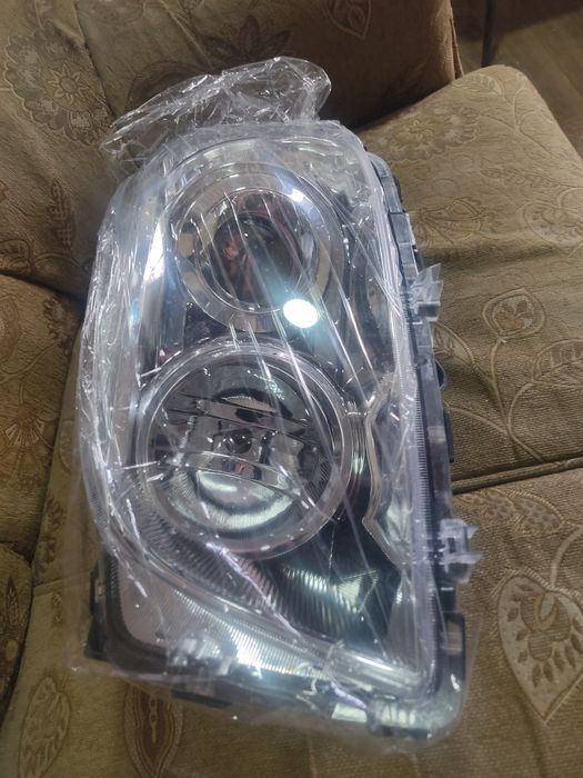 Новые фары подходит для 05/06/07/08 модели RAV4,