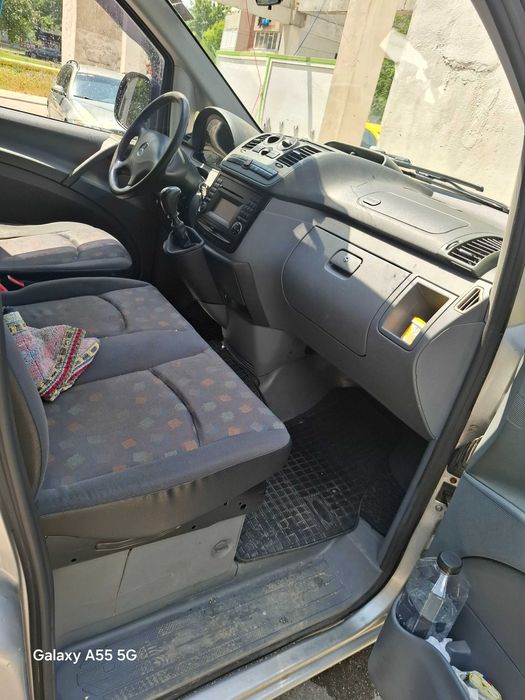 Mercedes Vito an 2009,2,2 Cdi, 5 locuri+ marfa 230000 km