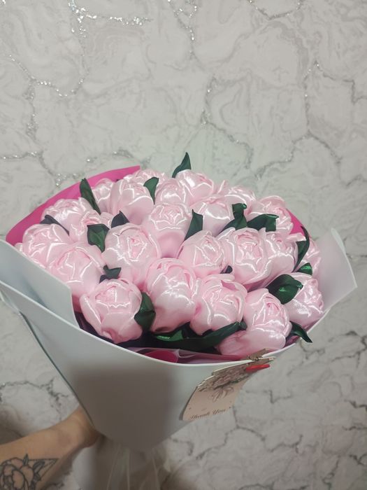 В наличии тюльпаны