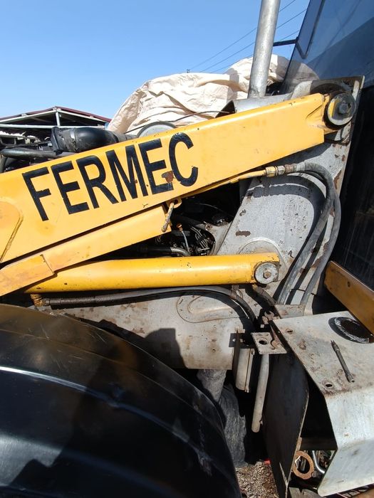 Экскаватор погрузчик 3в1 Фермег английский