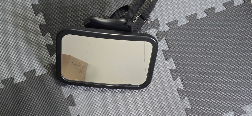 Oglinda auto pentru supravegheat copil