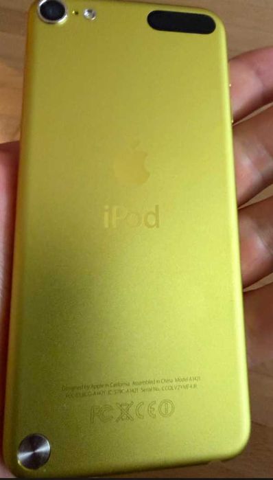 Apple iPod Touch 5th Generation 64GB