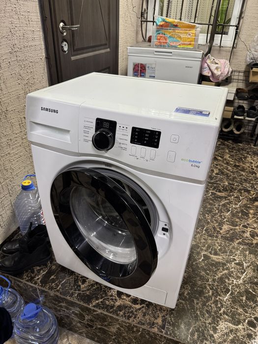 Продам стиральную машину