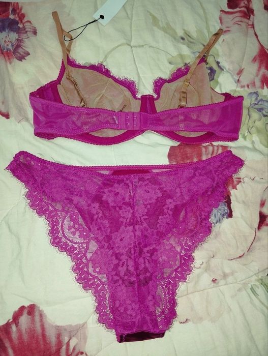 Женское нижнее бельё(комплект)