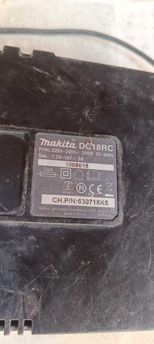 Зарядно за Макита.