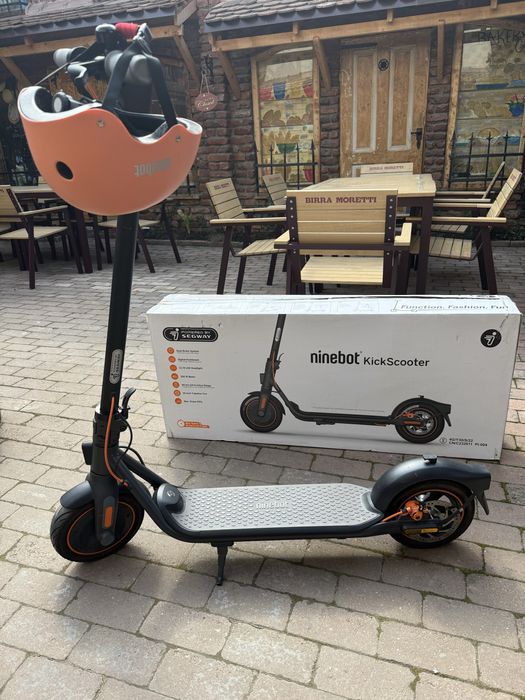 Trotinetă Electrică Segway Ninebot F40E, plus Cască Ninebot nouă cadou