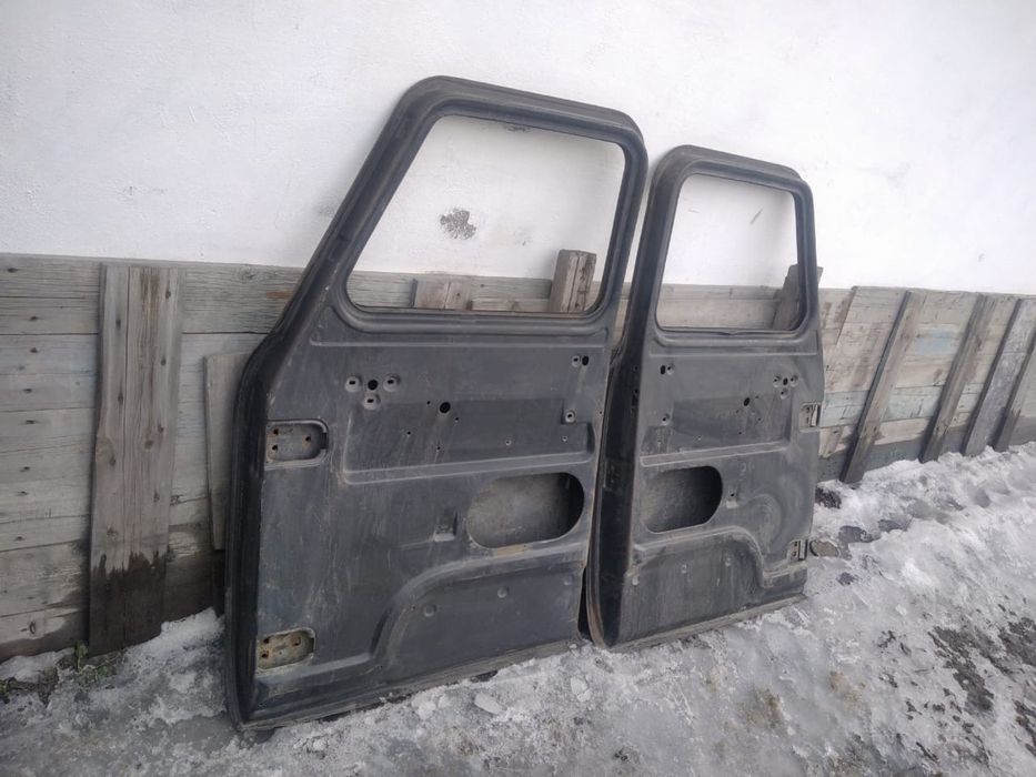 Продам дверь на Газ-53 2 штуки