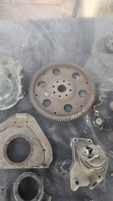 Продам  поддон  2Uz заднее расположение