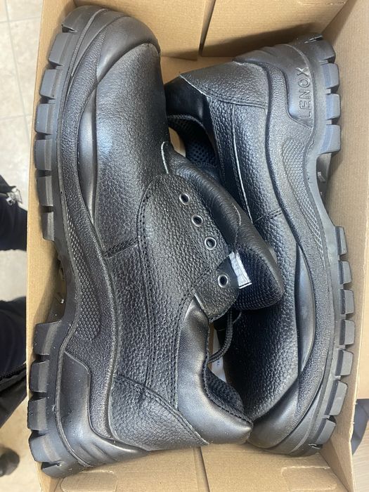 Работни обувки - номер 43