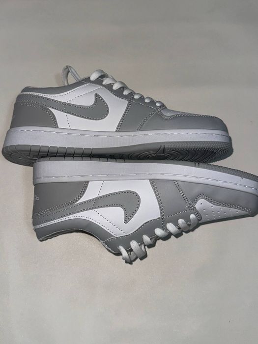 Кроссовка Nike хорошая качество