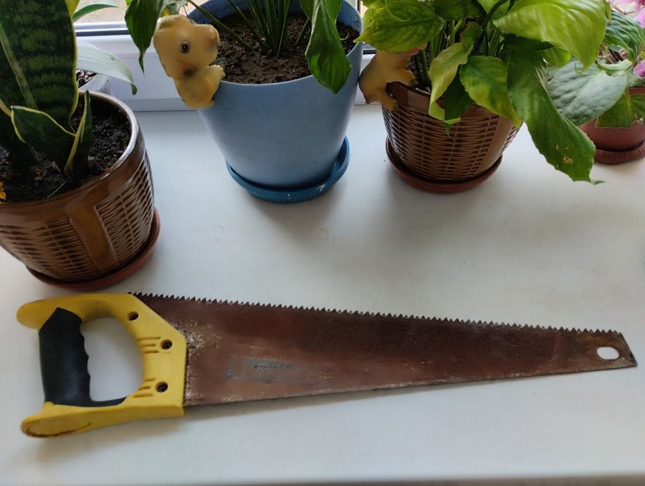 Пила ручная . 54 см .