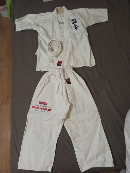 Детско Кимоно за карате Shinkyokushin (7 до 9 годишни)