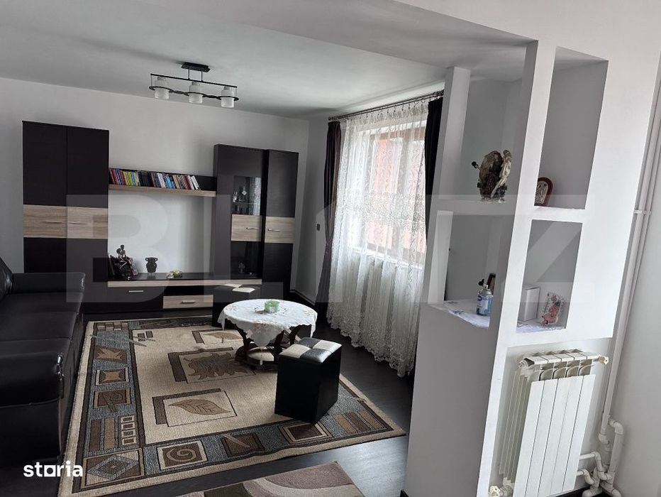 Casa 5 camere, 21 ari teren, zona Darmanesti
