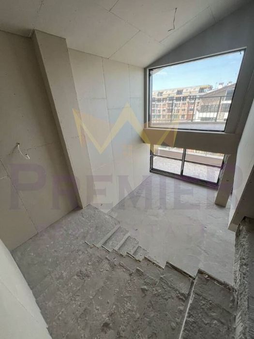 Продава се Мезонет в Бургас, Сарафово - 215 кв.м за 487 €/кв.м - Снимка #2