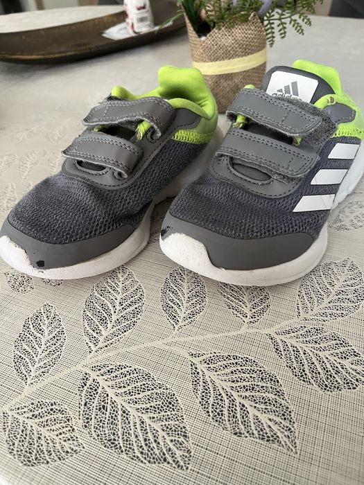 Детски маратонки адидас 29 номер