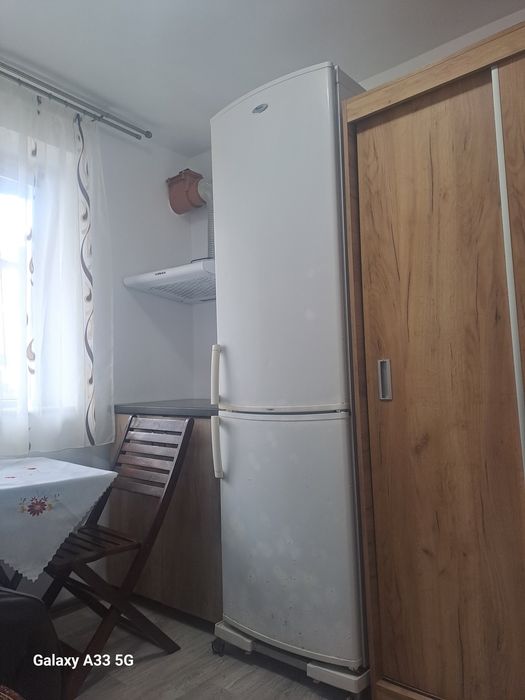 Garsoniră de închiriat, Falticeni