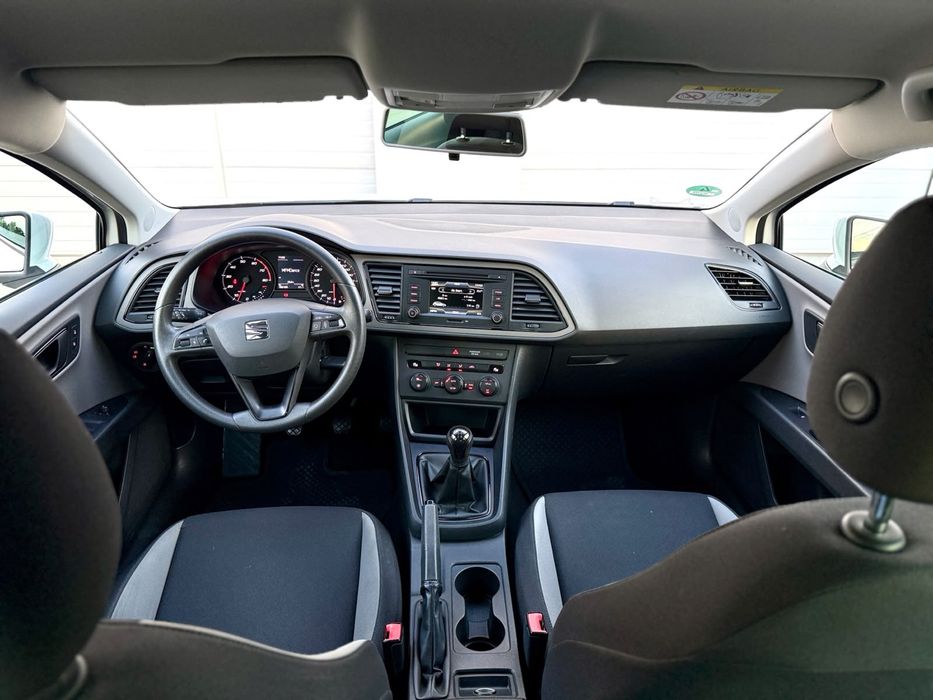 REZERVAT ! Seat Leon 2014 1.2 benzina 85CP RAR Efectuat Carte RO Euro 6 188000km Navigatie Clima Pilot Comenzi Volan