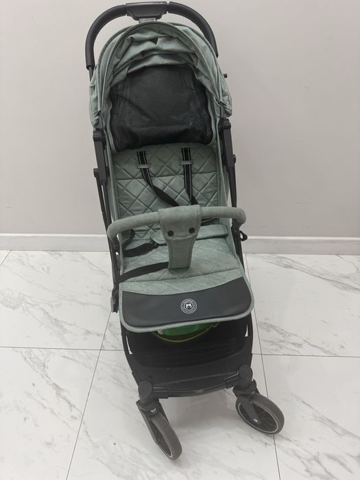 Коляска детская прогулочная