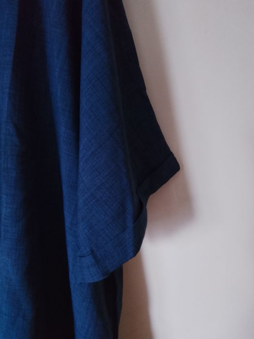 Тъмносиня блузка