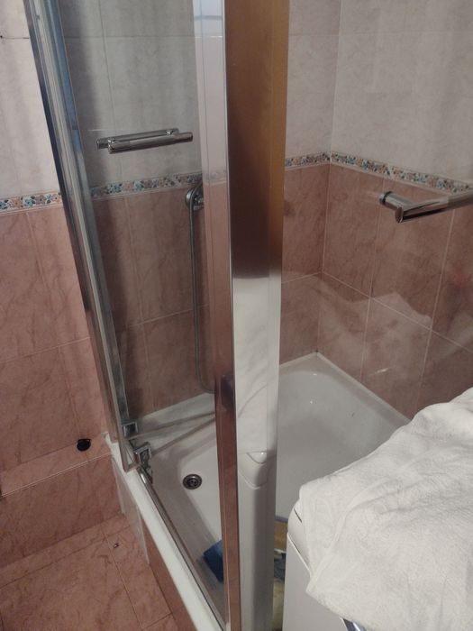 Cabina de dus Kolo 90\90 patrat+bideu