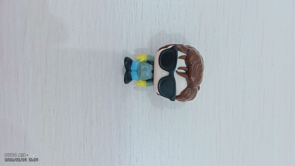 Продаю киндеры из «очень странных дел», (ОСД)