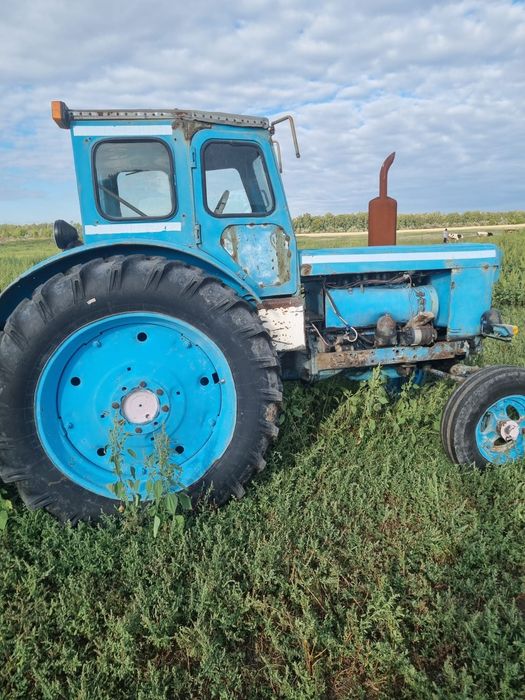 Продам трактор т40