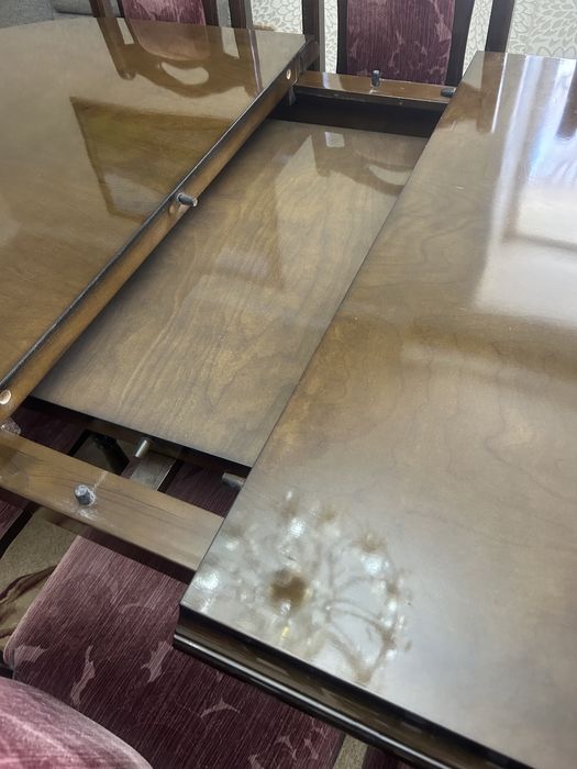 Стол обеденный со стульями