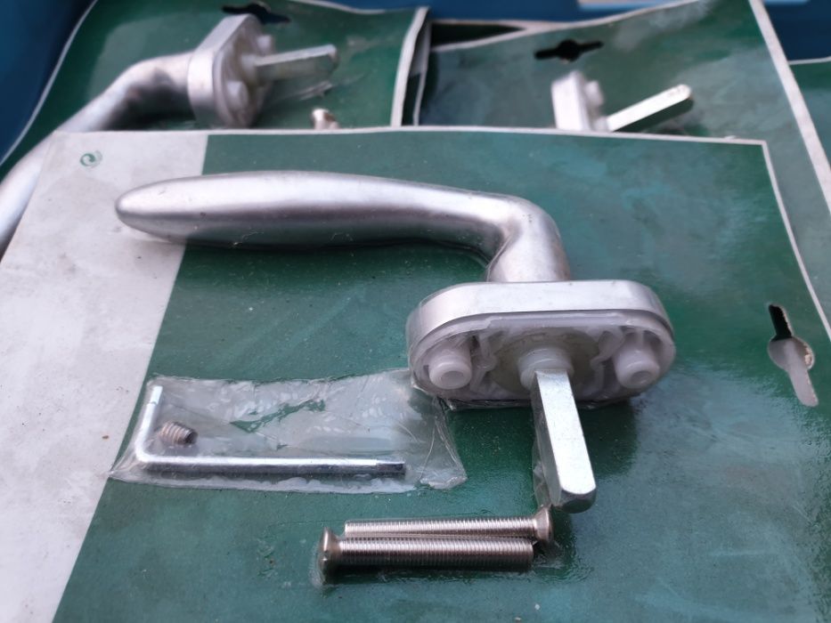 maniere geamuri 60/70 buc germania noi