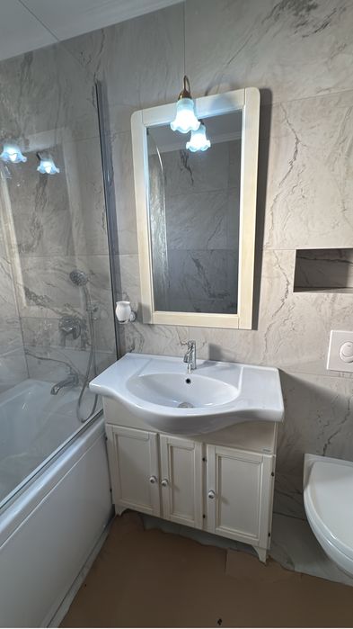 Mobilier baie lemn Nou