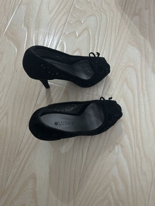 Продам туфли очень милые женственные