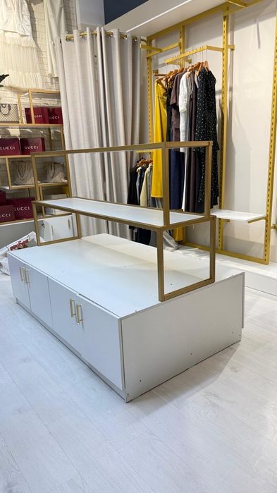 Мебель на магазин