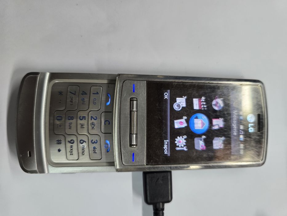 Telefon Colectie: LG KE970 Shine var. 1
