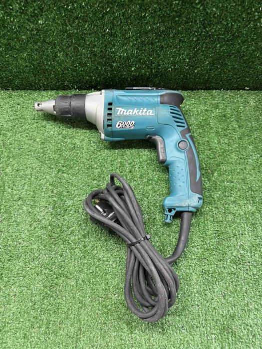 Винтоверт за гипсокартон на Makita FS6300