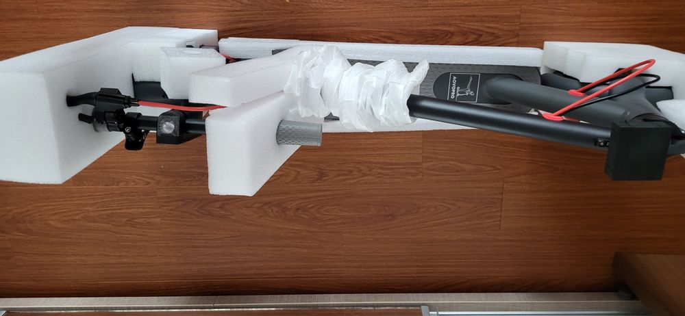 Aovopro ES80 Noua trotineta electrica