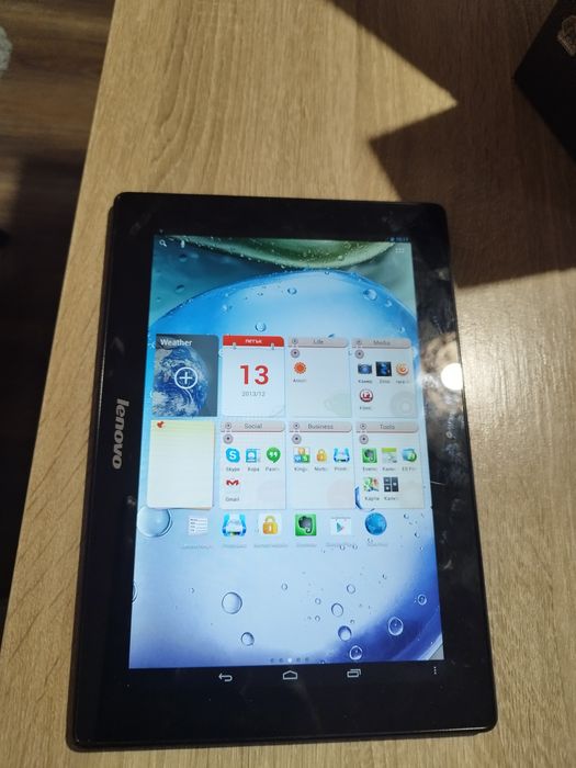 Продавам таблет Lenovo S6000-H