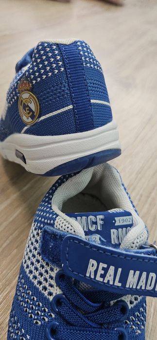 Детски светещи маратонки Real Madrid