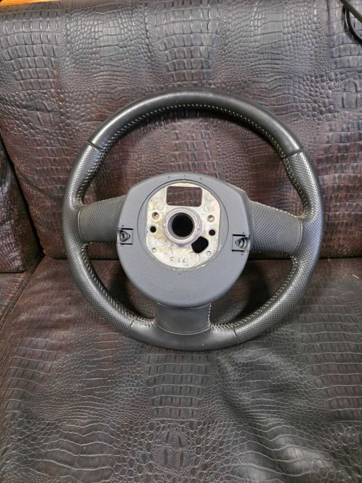 Продаваме S - Line волан за Audi A4 B8