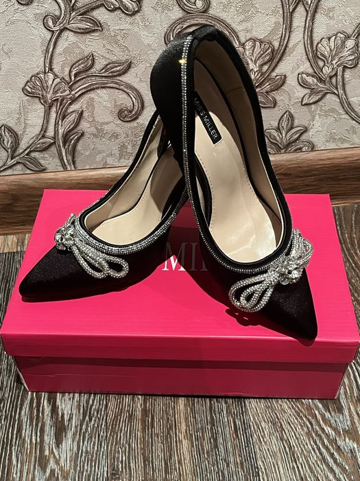 Продам шикарные туфли