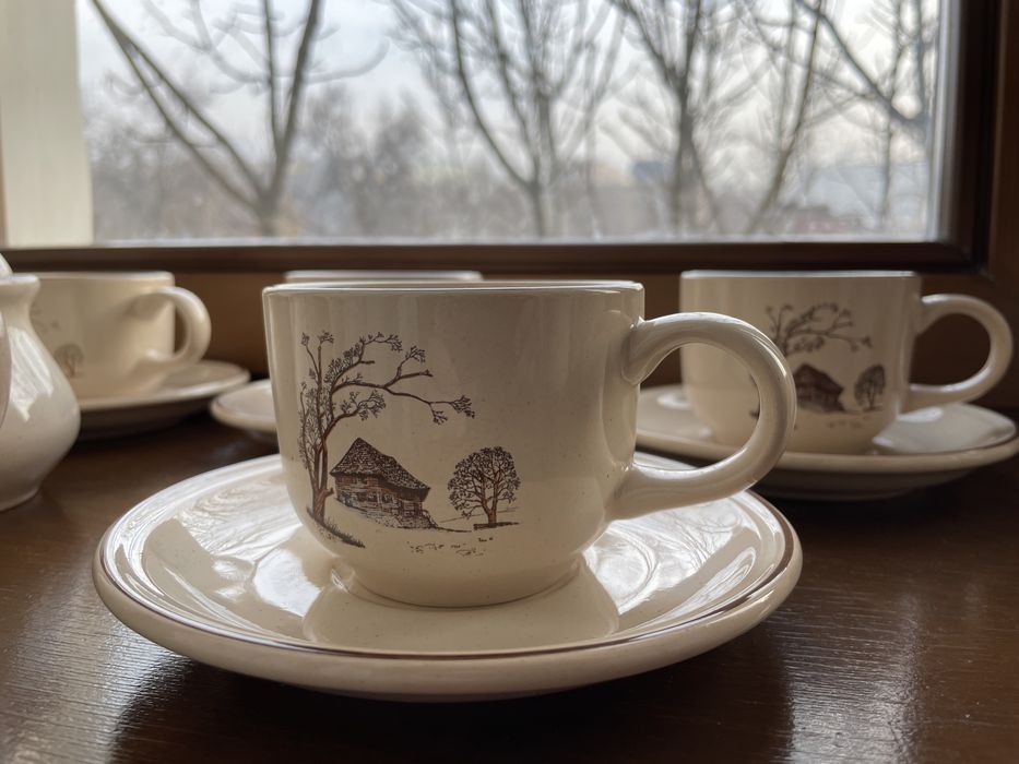 Чайна - кувшинный сервиз