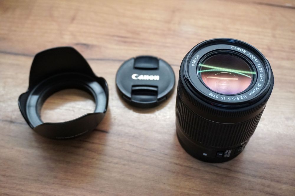 Canon EF-S 18-55mm f/3.5-5.6 IS STM