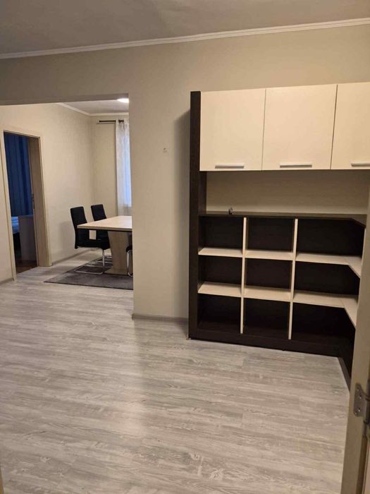 Дава се под наем Тристаен апартамент в София, Павлово - 100 кв.м за 746.64 € - Снимка #2